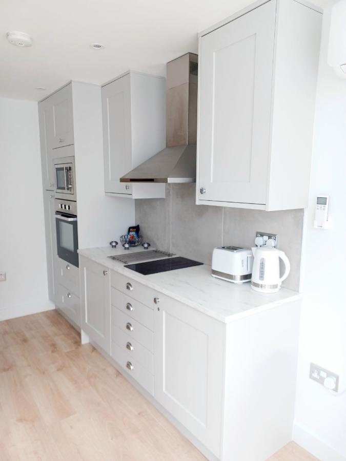 'The Limes' - Air-Con Two Double Bedroom Holiday House With Private Garden Whitstable Exterior photo